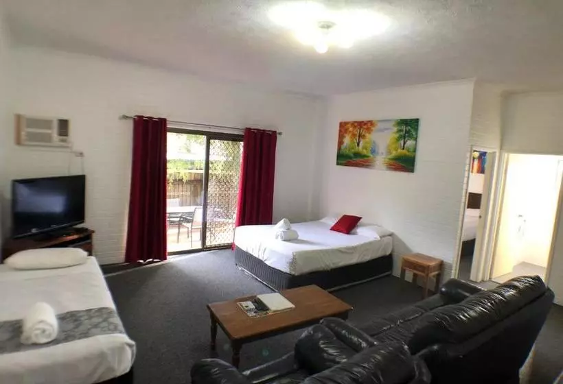 Allan Cunningham Motel