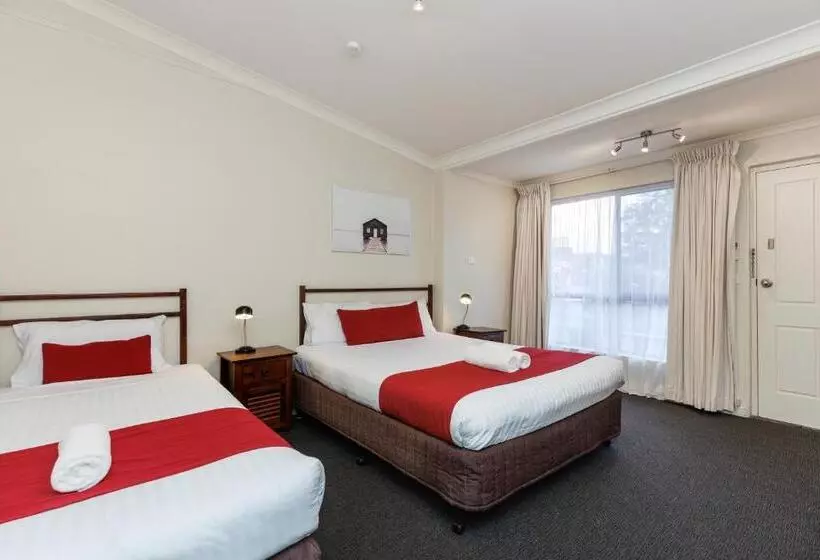 Amaroo Motel Tumuts Best Accommodation
