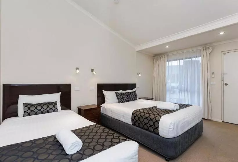 Amaroo Motel Tumuts Best Accommodation
