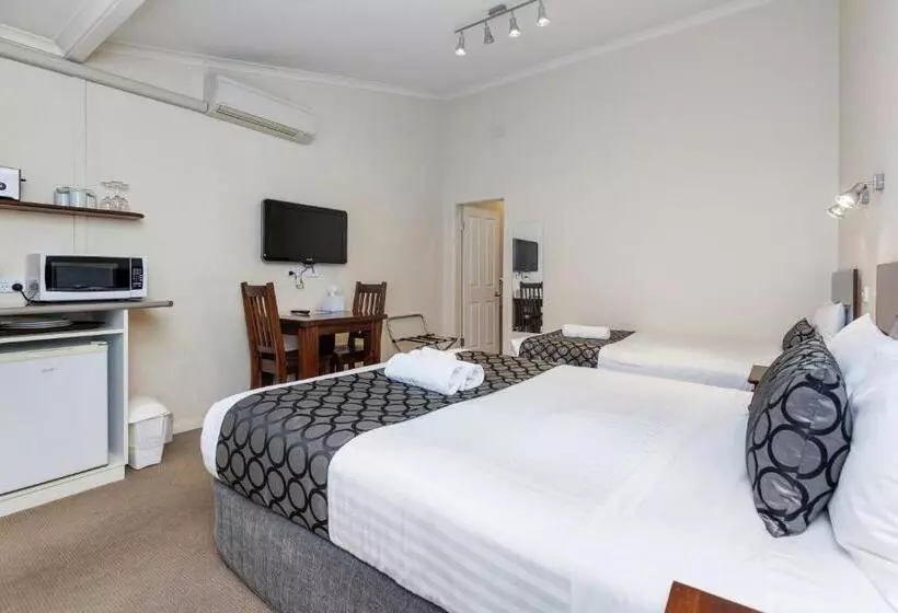 Amaroo Motel Tumuts Best Accommodation