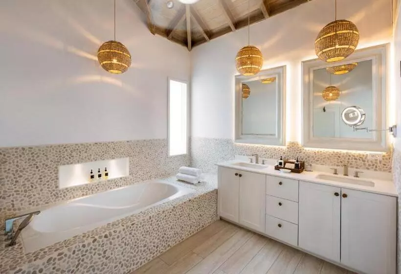 Galley Bay Resort & Spa