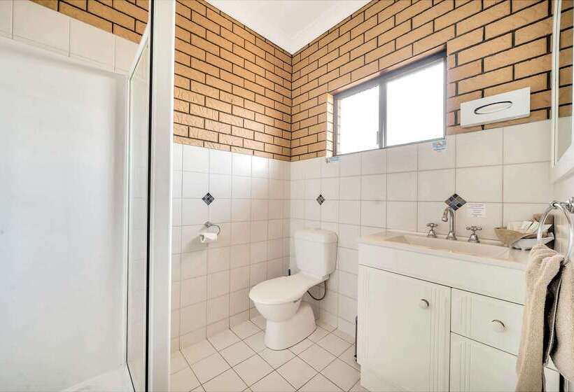 호텔 Warwick Settlers Inn