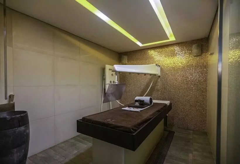 هتل Epic Sana Luanda