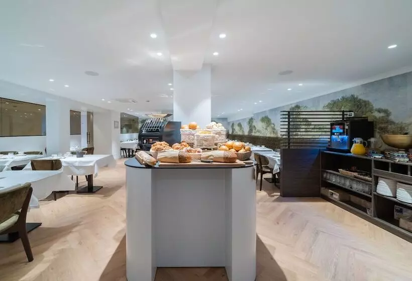 Grand Hotel Normandy By Cw Hotel Collection