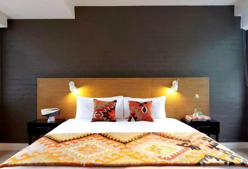 Harbour Rocks Hotel Sydney