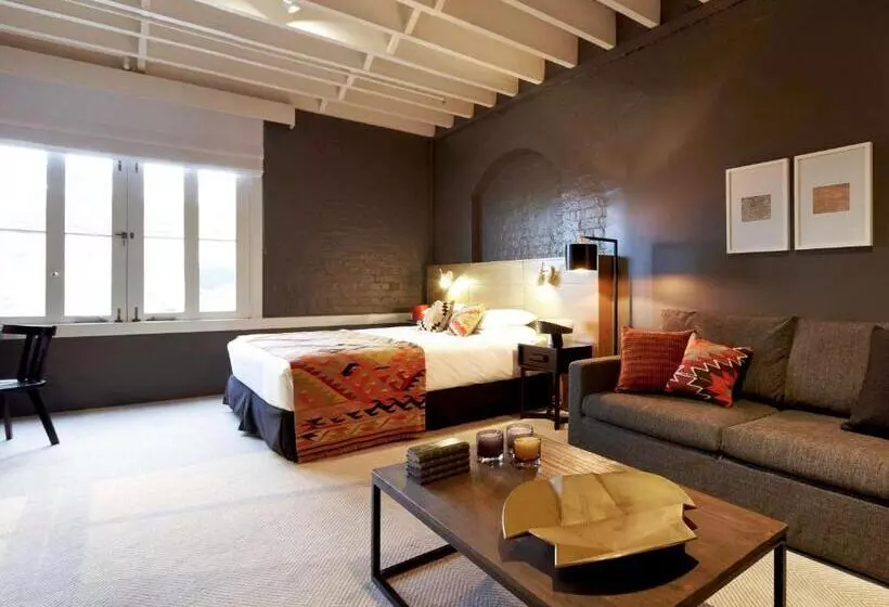 Harbour Rocks Hotel Sydney