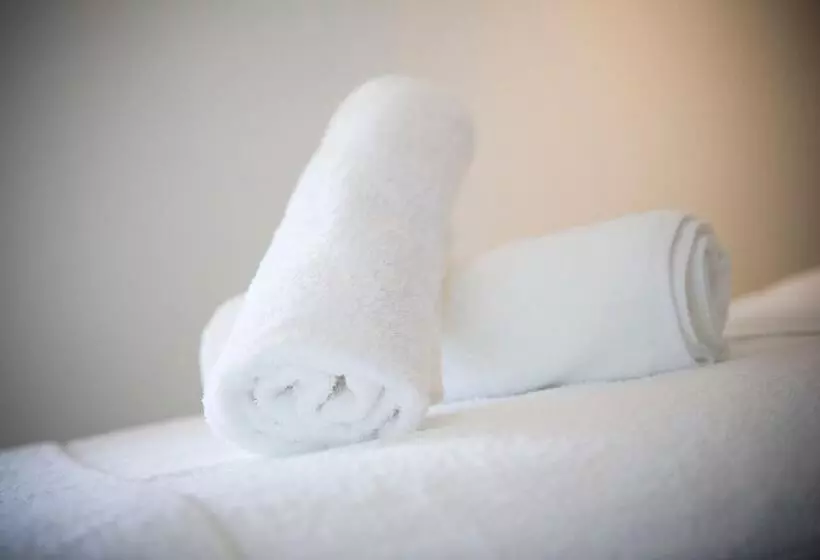 Hotel Mantra On View