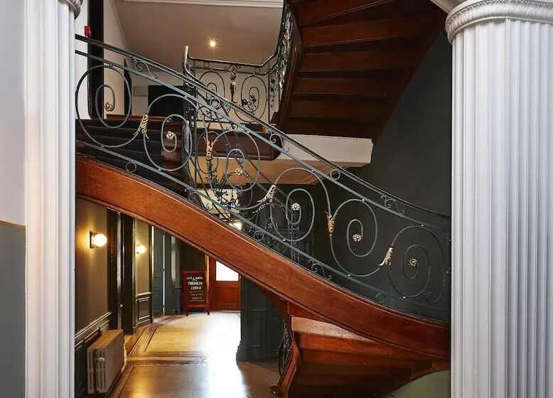 호텔 Monsieur Ernest