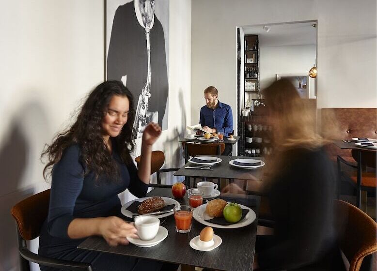 هتل Monsieur Ernest