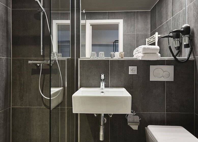 هتل Monsieur Ernest