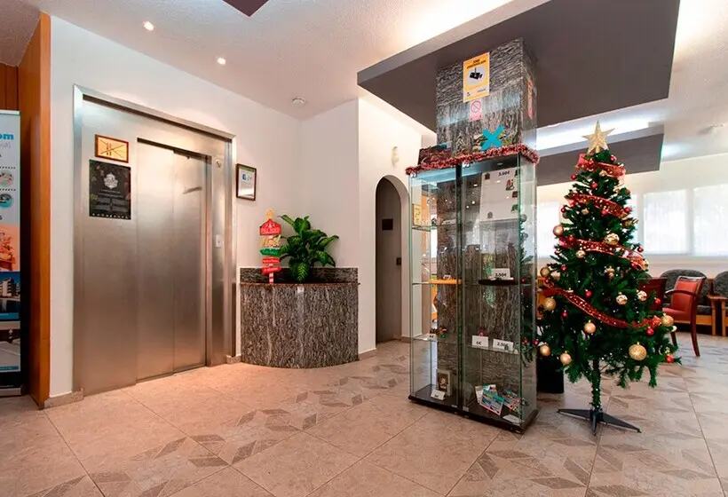 Отель Pere d'Urg 3000