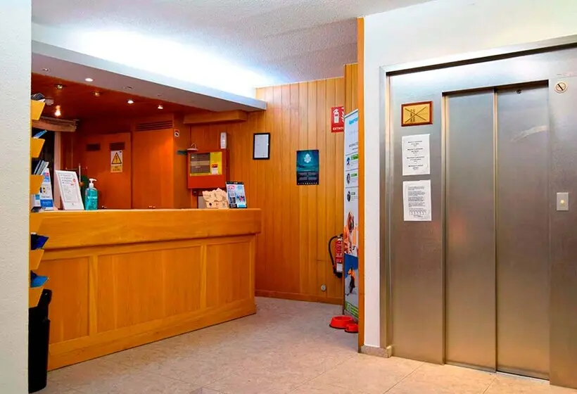 Отель Pere d'Urg 3000