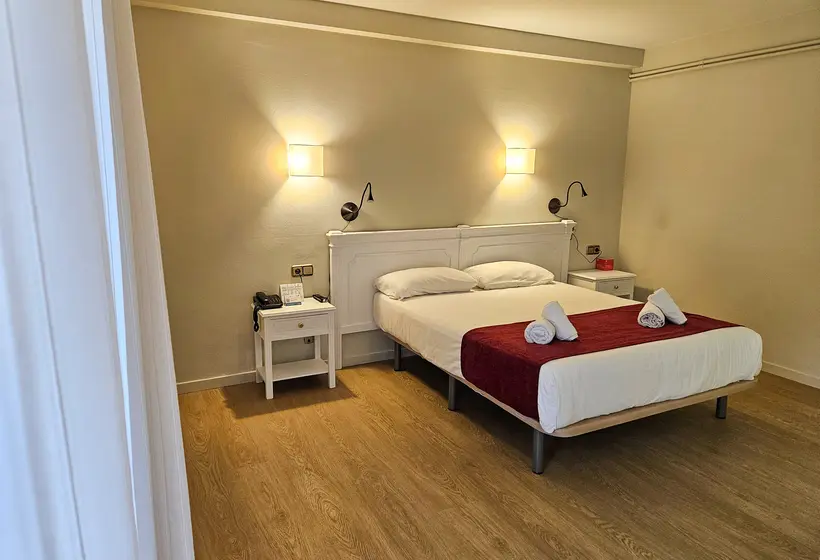 Отель Pere d'Urg 3000