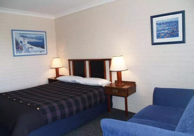 호텔 Pigeon House Motor Inn