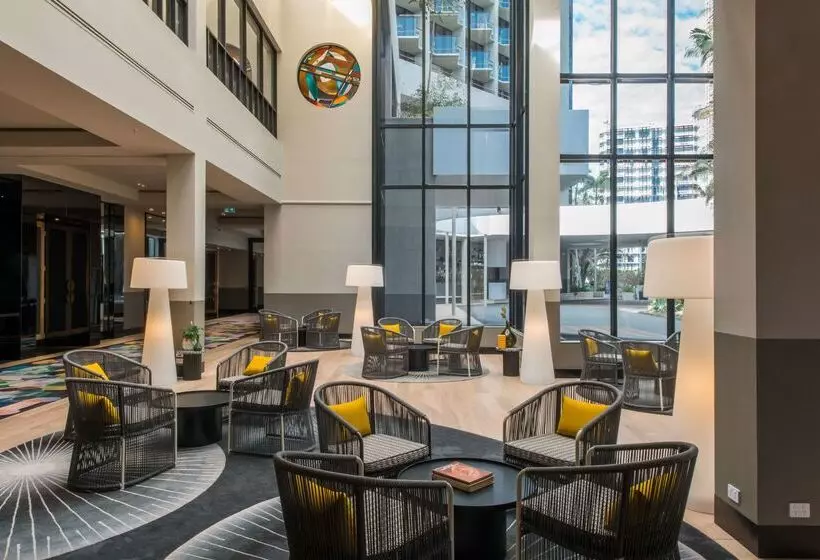 فندق Qt Gold Coast