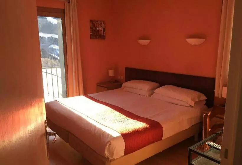 هتل Roc De St Miquel & Apartment