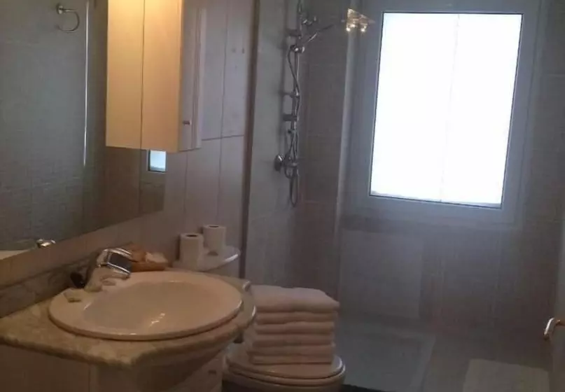 هتل Roc De St Miquel & Apartment