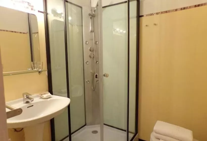 هتل Roc De St Miquel & Apartment