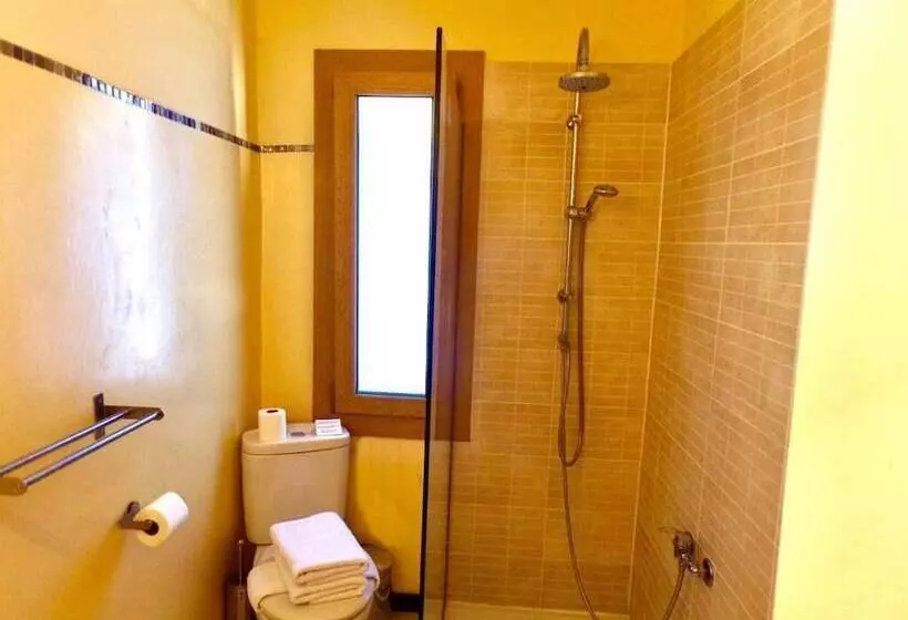 هتل Roc De St Miquel & Apartment