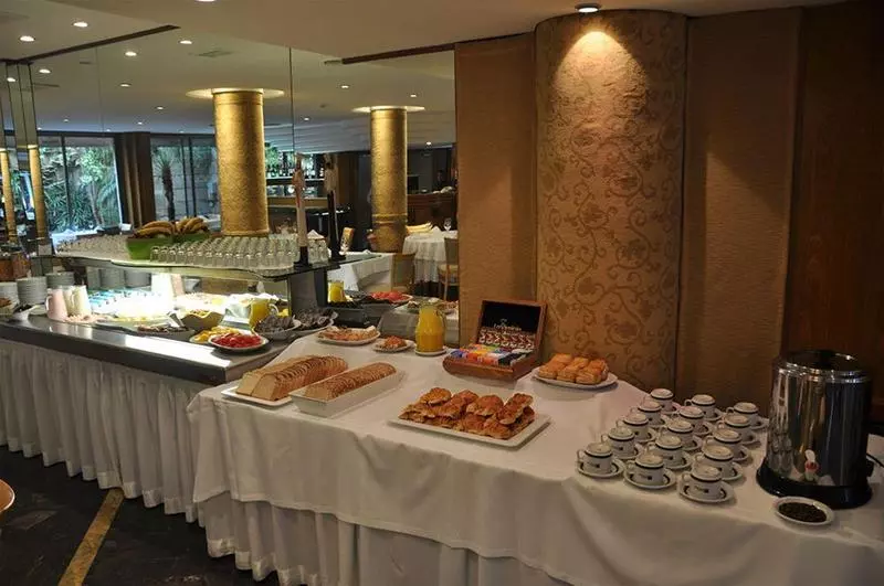 ホテル Solans Riviera