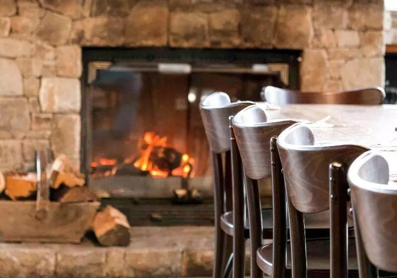 Lake Crackenback Resort & Spa