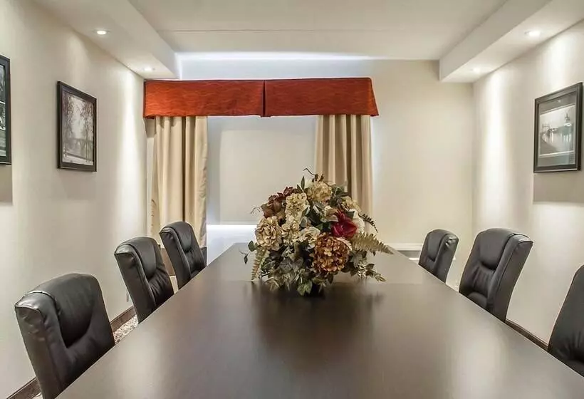 فندق Comfort Inn