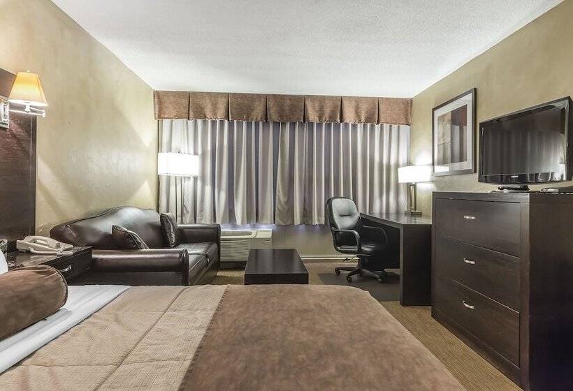 Quality Hotel & Conference Centre