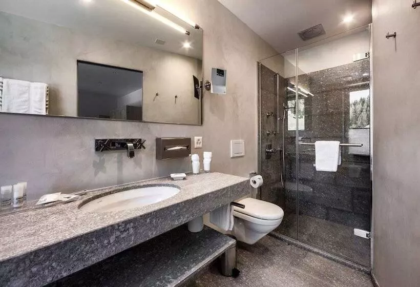 Golf & Sporthotel Hof Maran