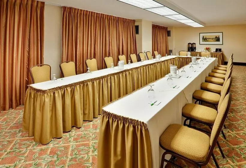 בית מלון כפרי 1ELEVEN