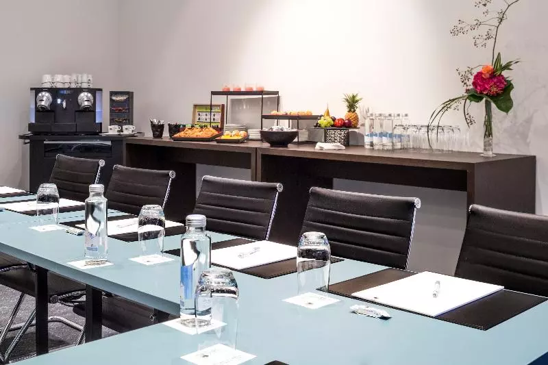 Hotel Basel  Urbane Tradition Und Moderne