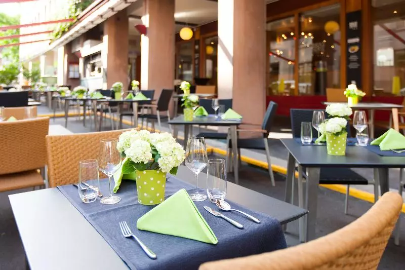 Hotel Basel  Urbane Tradition Und Moderne