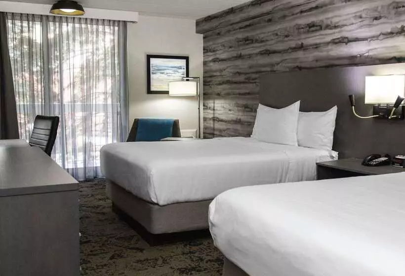 Best Western Parkway Hotel Toronto North