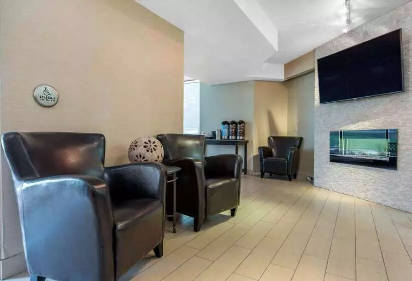 בית מלון כפרי Comfort Inn