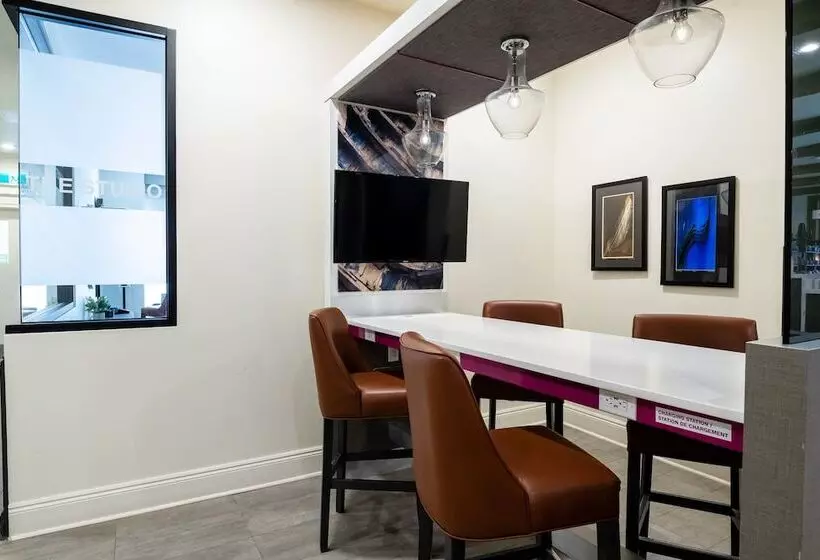 Crowne Plaza Hotel Moncton Downtown, An Ihg