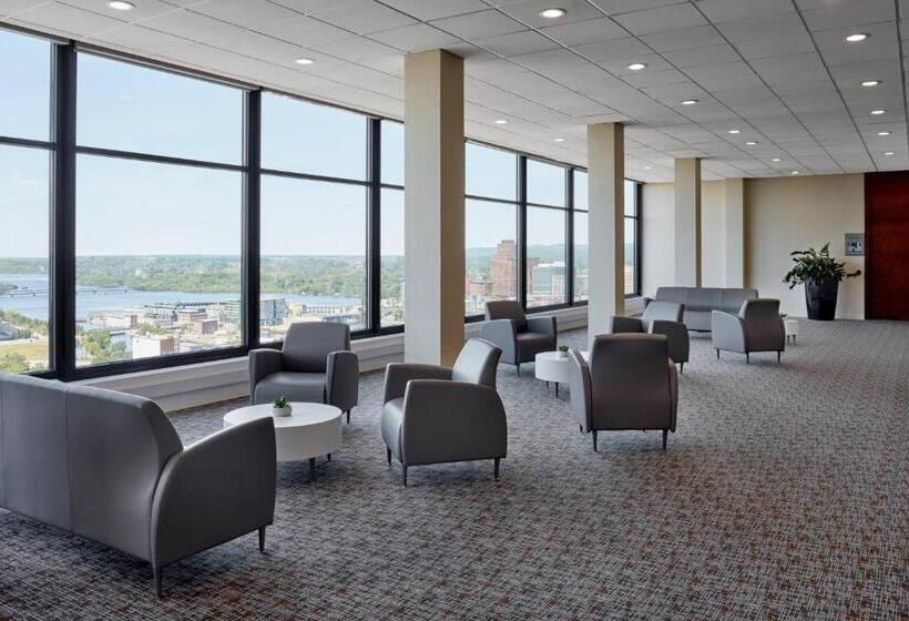 Delta Hotels By Marriott Ottawa City Centre