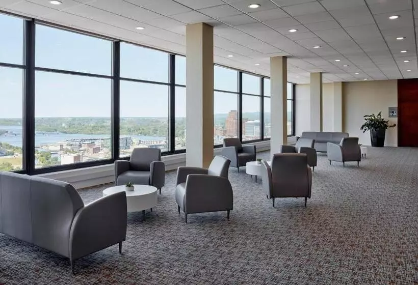 Delta Hotels By Marriott Ottawa City Centre