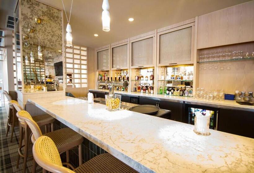 Delta Hotels By Marriott Ottawa City Centre