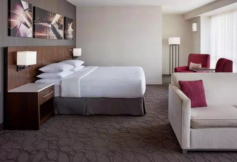 Delta Hotels By Marriott Ottawa City Centre
