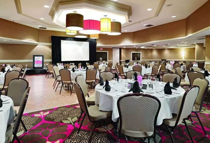 Delta Hotels By Marriott Saskatoon Downtown