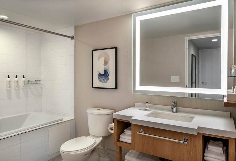 Delta Hotels By Marriott Saskatoon Downtown