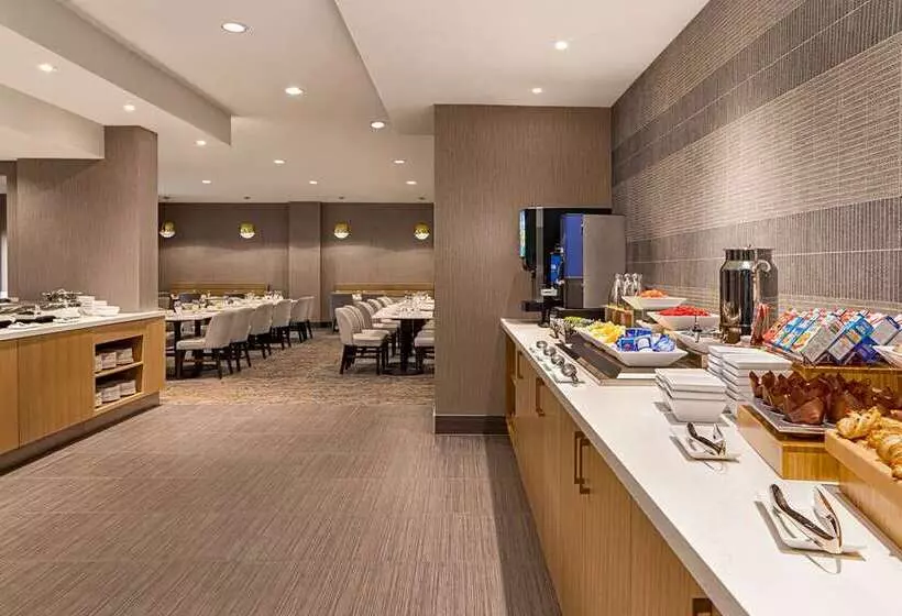 Otel Doubletree By Hilton Pointe Claire Montreal Airport West