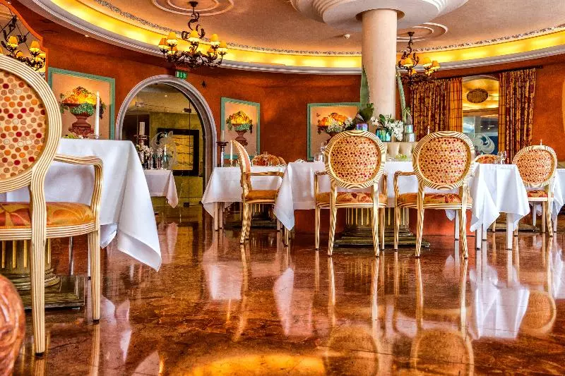 Eden Roc   The Leading Hotels Of The World