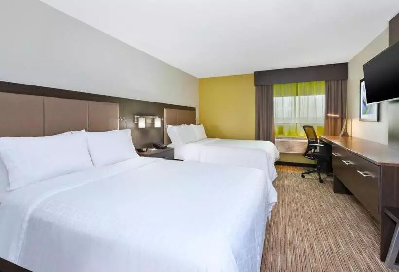 Hotel Holiday Inn Express Winnipeg Airport   Polo Park, An Ihg