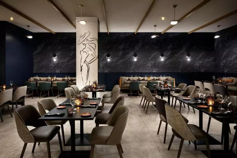 ホテル Montreal Marriott Chateau Champlain