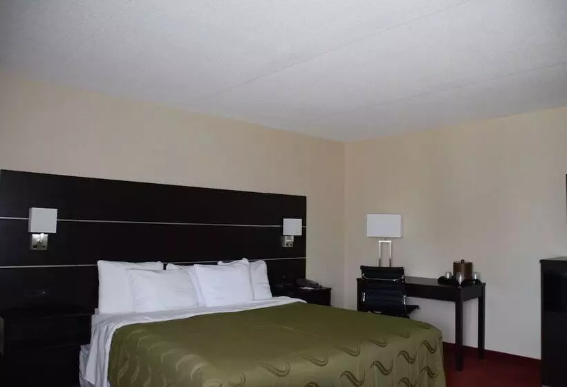 فندق Quality Inn & Conference Centre Festival