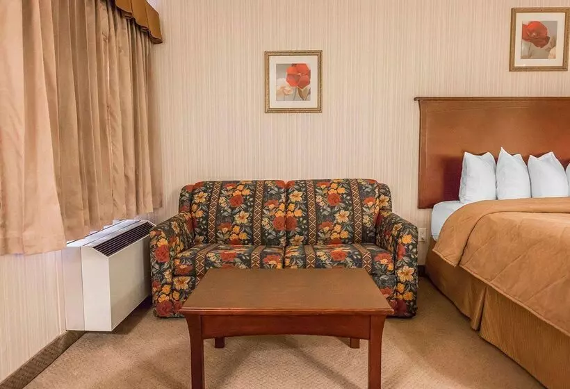 Hotel Quality Inn & Conference Centre