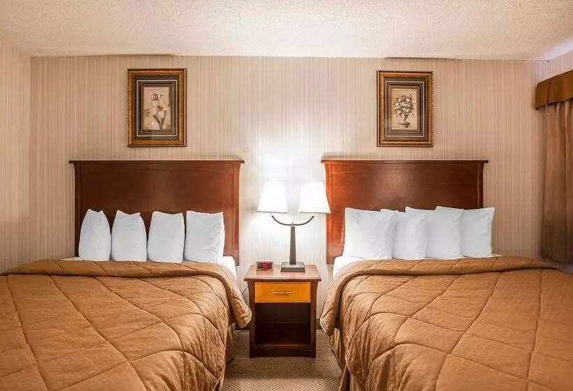 Hotel Quality Inn & Conference Centre