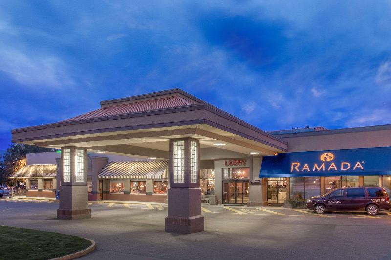 Ramada By Wyndham Kelowna Hotel & Conference Center