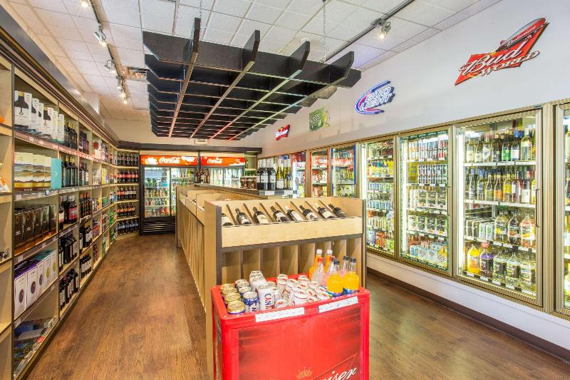 Ramada By Wyndham Kelowna Hotel & Conference Center