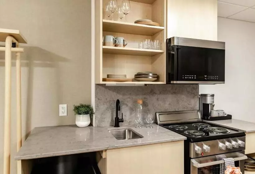 فندق Forest Park